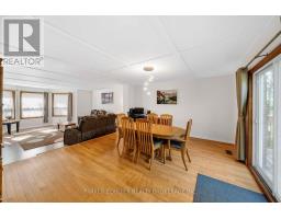 Kitchen - 4365 Huronia Road, Severn, ON L3V0G6 Photo 11