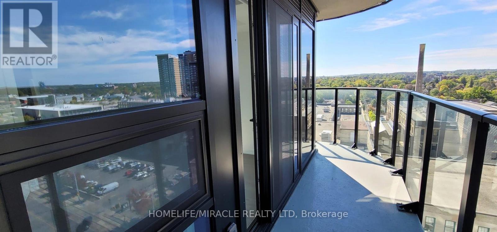 30 Francis Street South — photo 12
