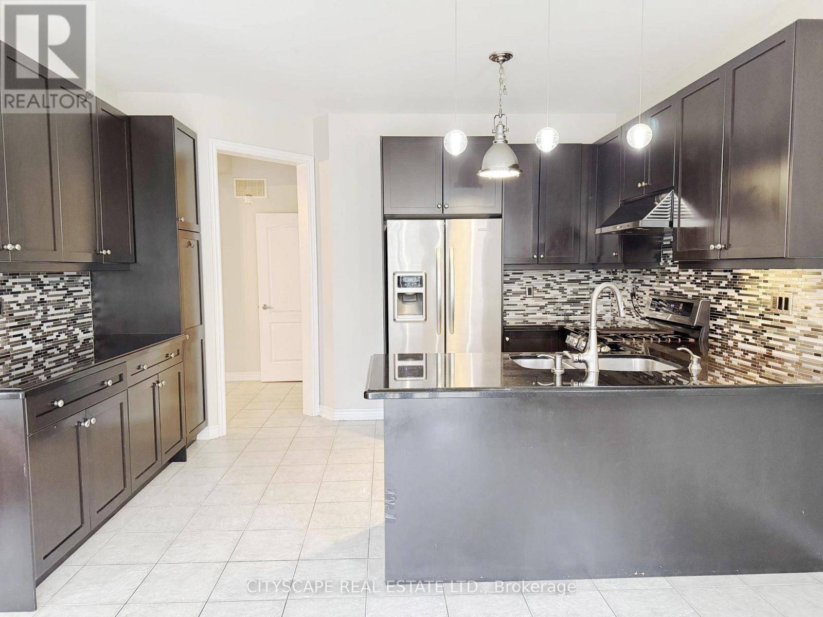 405 SCOTT BOULEVARD - 12