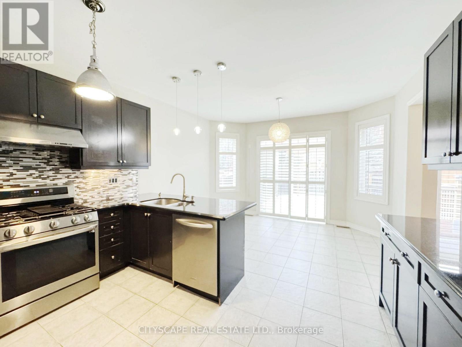 405 Scott Boulevard, Milton, ON photo 14