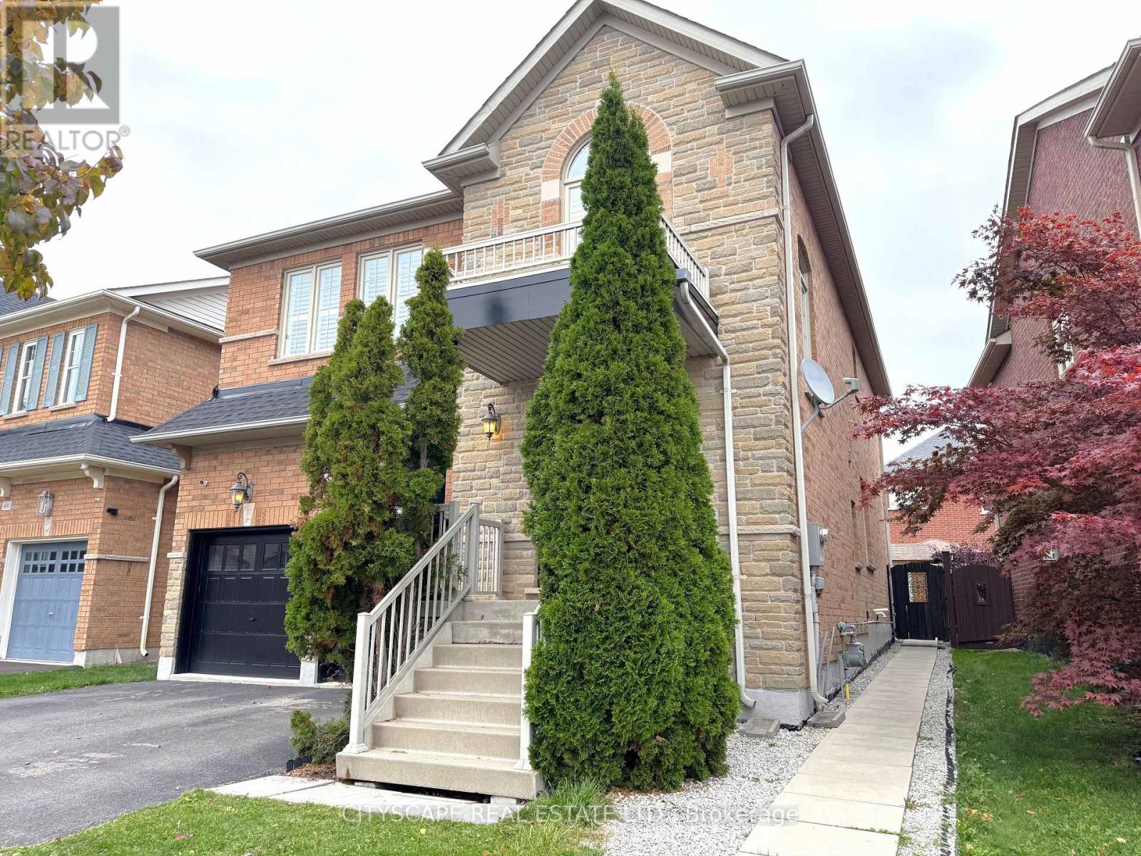 405 Scott Boulevard, Milton, ON photo 3