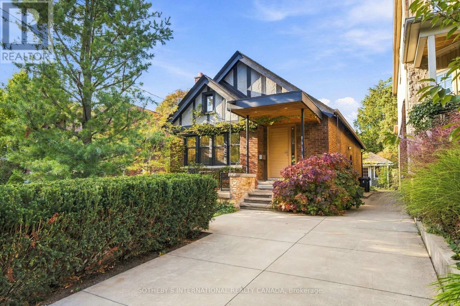 16 Sunnybrook Road, Toronto, ON photo 3