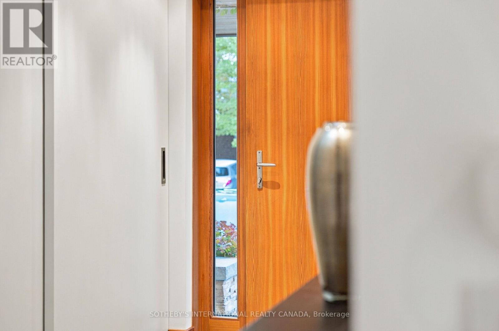 16 Sunnybrook Road, Toronto, ON photo 8