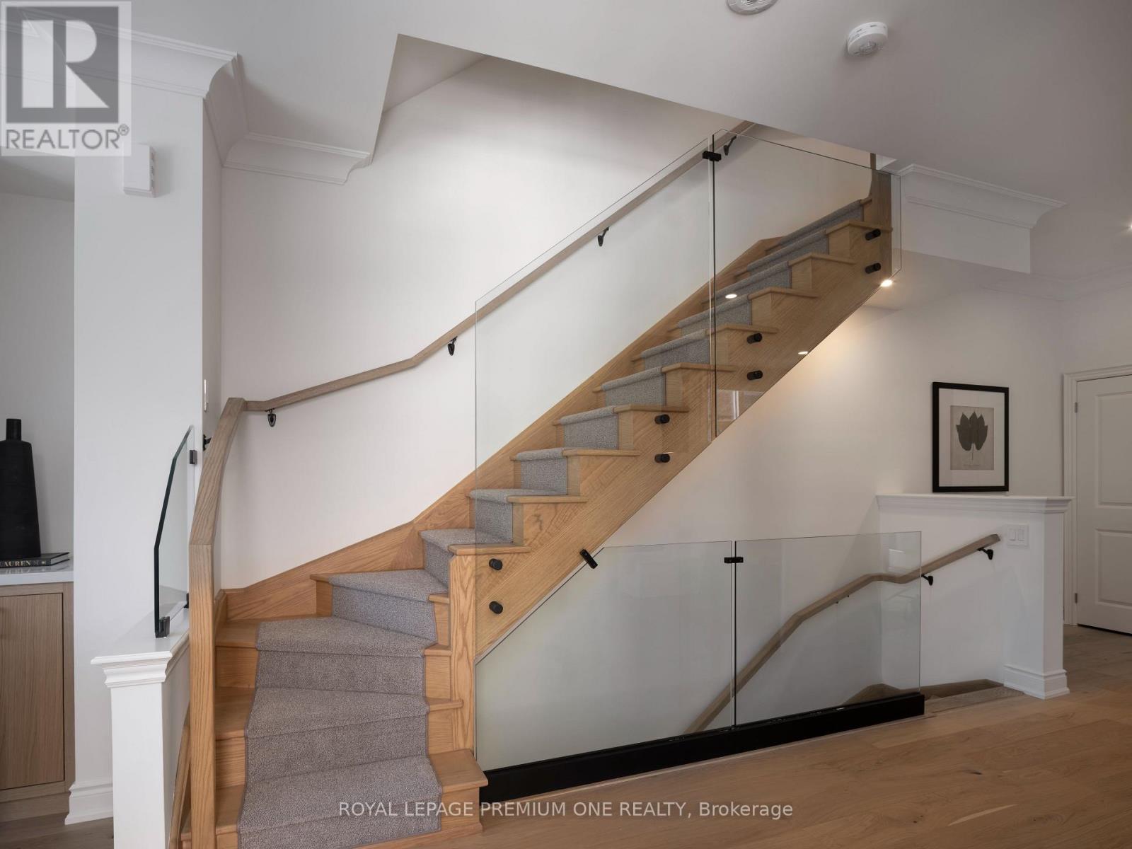20 Earlington Avenue, Toronto, ON photo 20