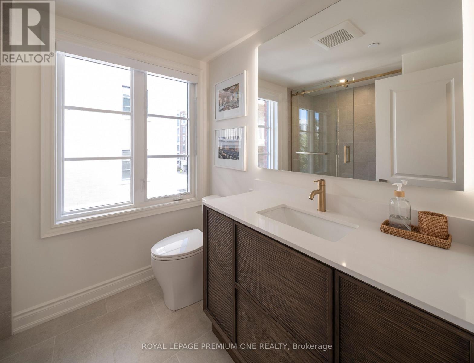 20 Earlington Avenue, Toronto, ON photo 25