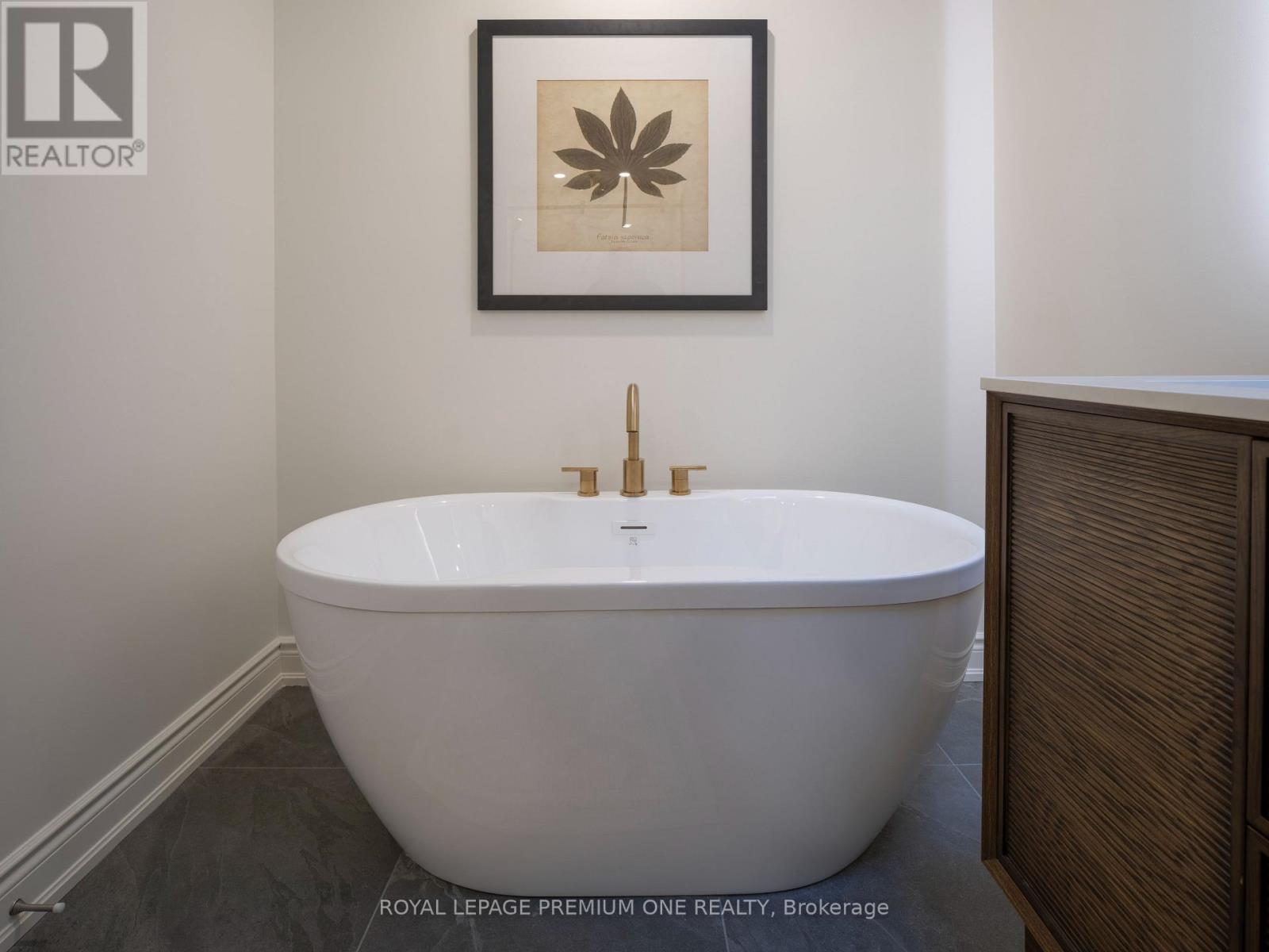 20 Earlington Avenue, Toronto, ON photo 33