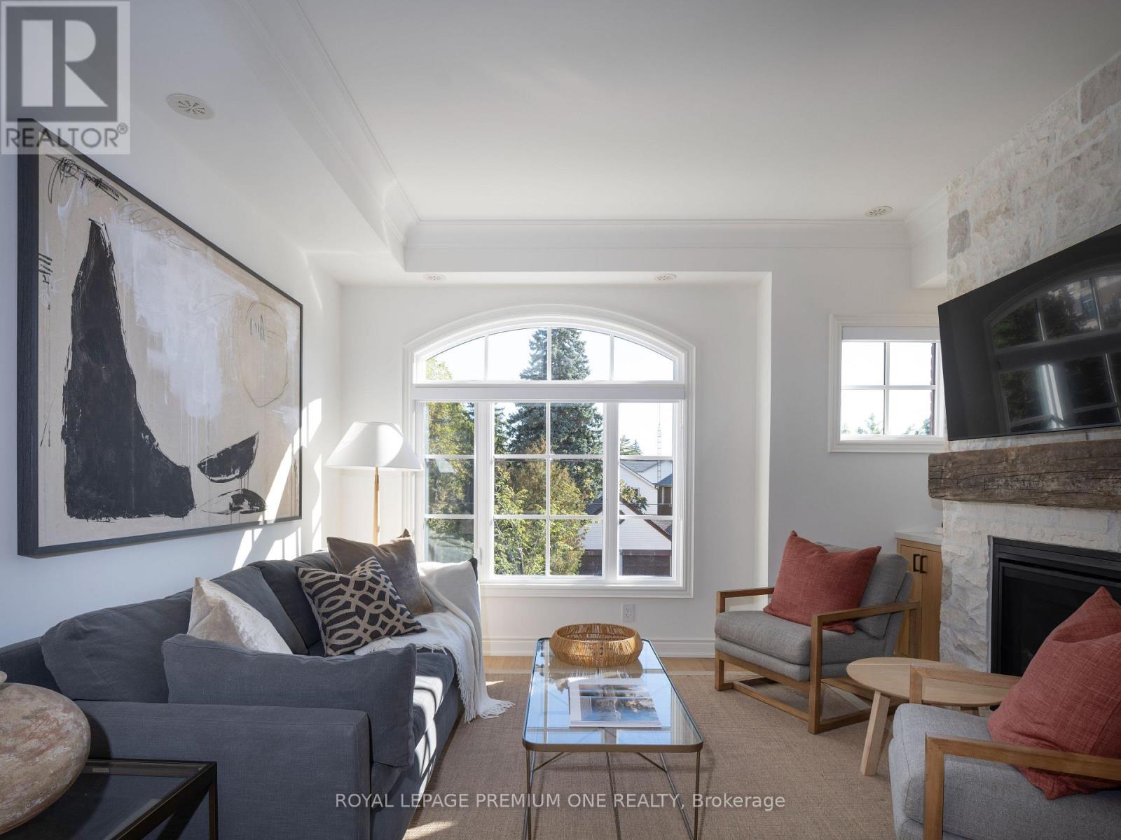 20 Earlington Avenue, Toronto, ON photo 6