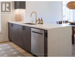 24 Earlington Avenue, Toronto, ON M8X0B7 Photo 17