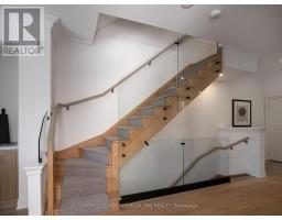 24 Earlington Avenue, Toronto, ON M8X0B7 Photo 20