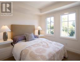 24 Earlington Avenue, Toronto, ON M8X0B7 Photo 21