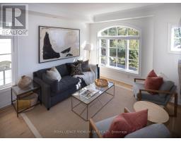 24 Earlington Avenue, Toronto, ON M8X0B7 Photo 9