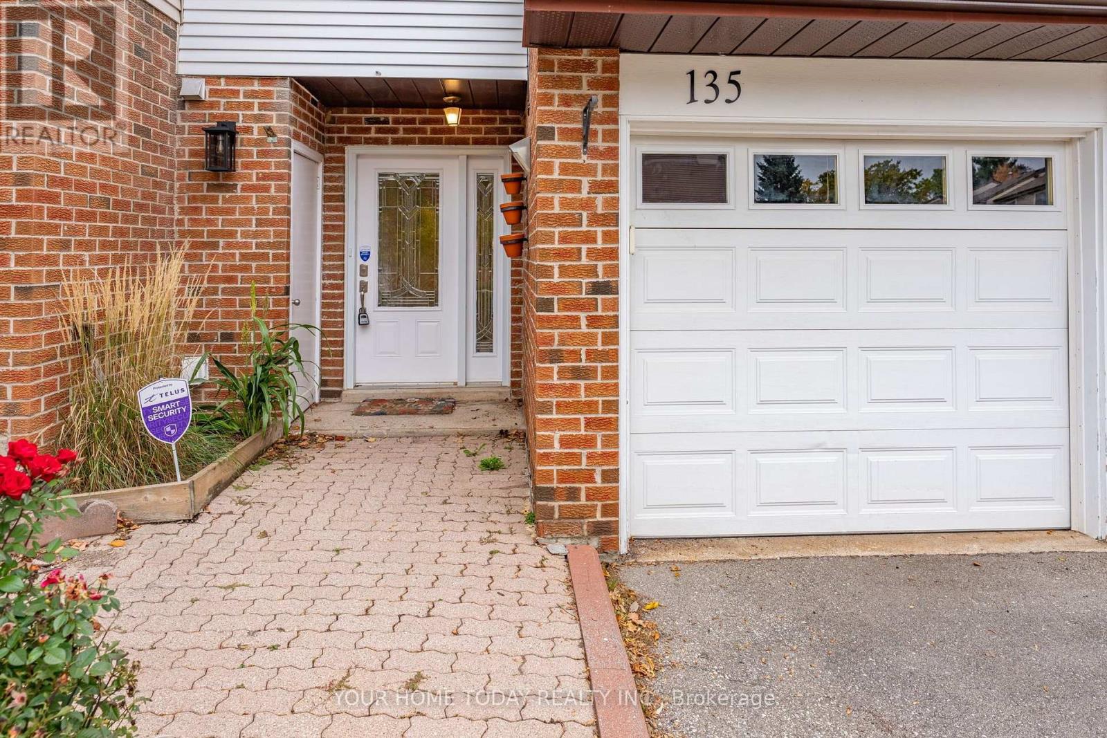 135 John Street, Halton Hills, ON photo 3