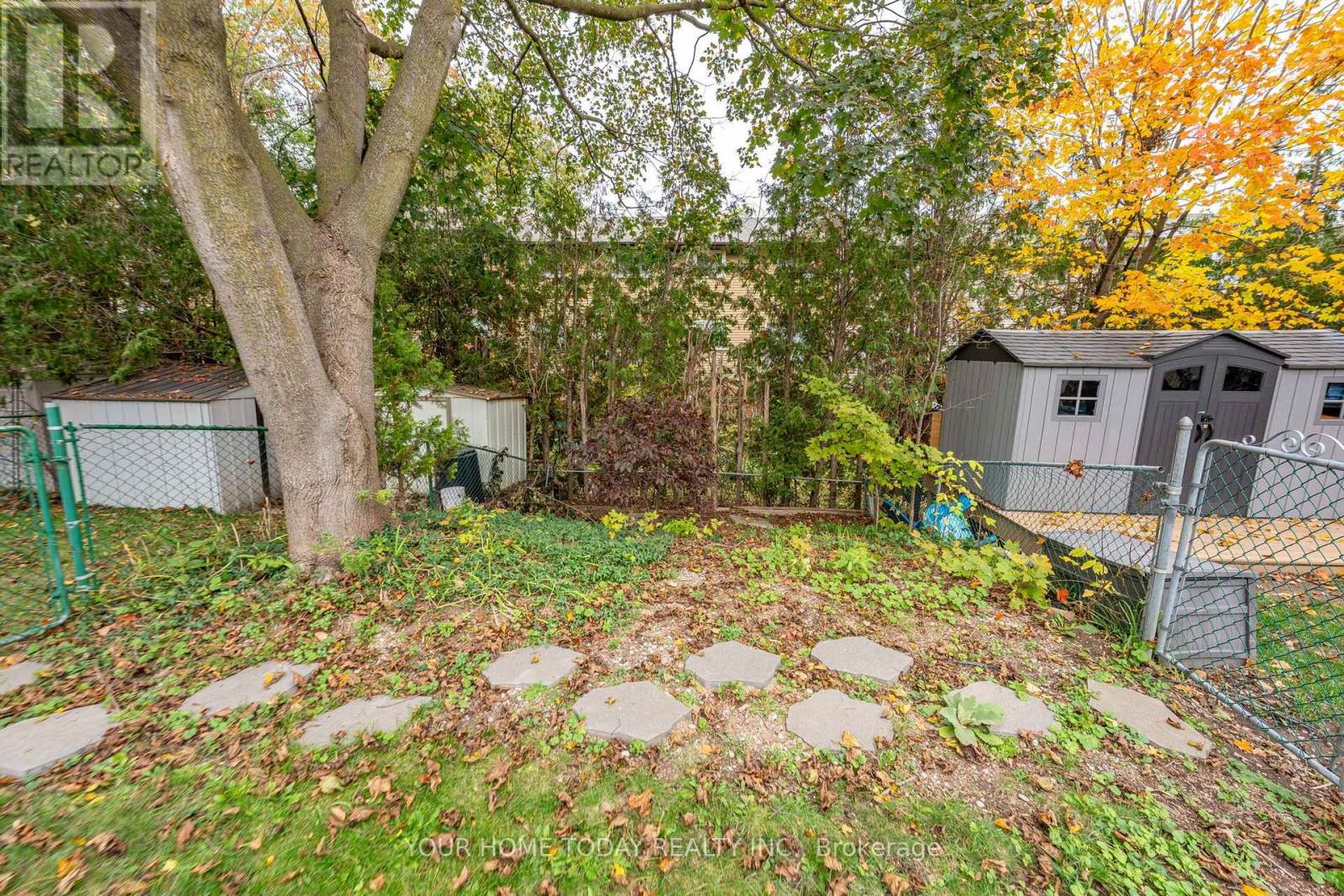 135 John Street, Halton Hills, ON photo 40