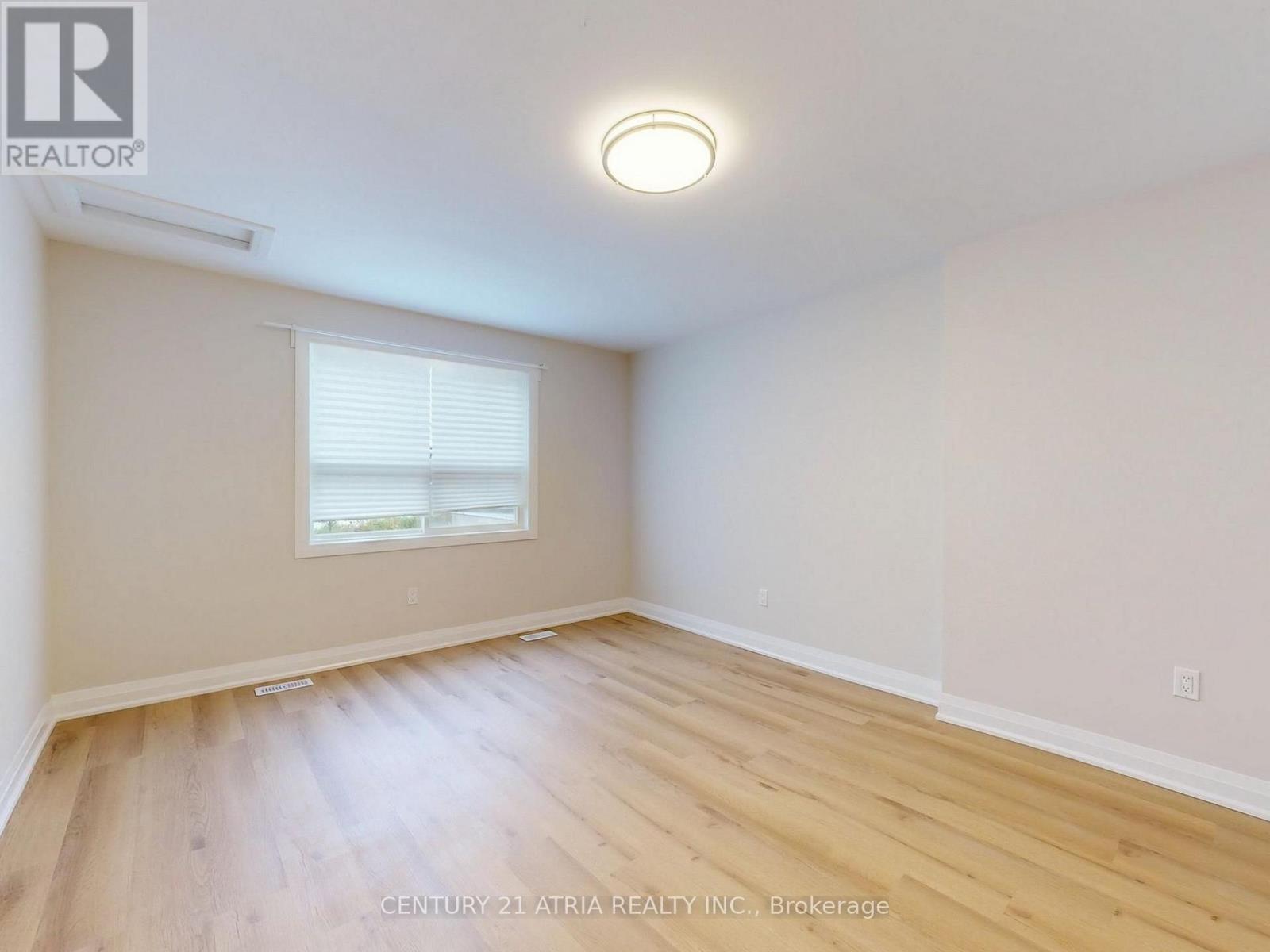92 Lappin Avenue — photo 22