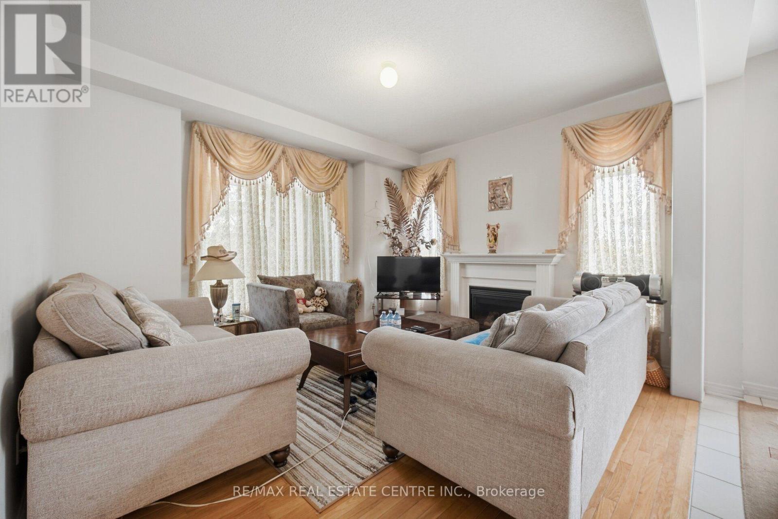 65 Connolly Crescent, Brampton, ON photo 18