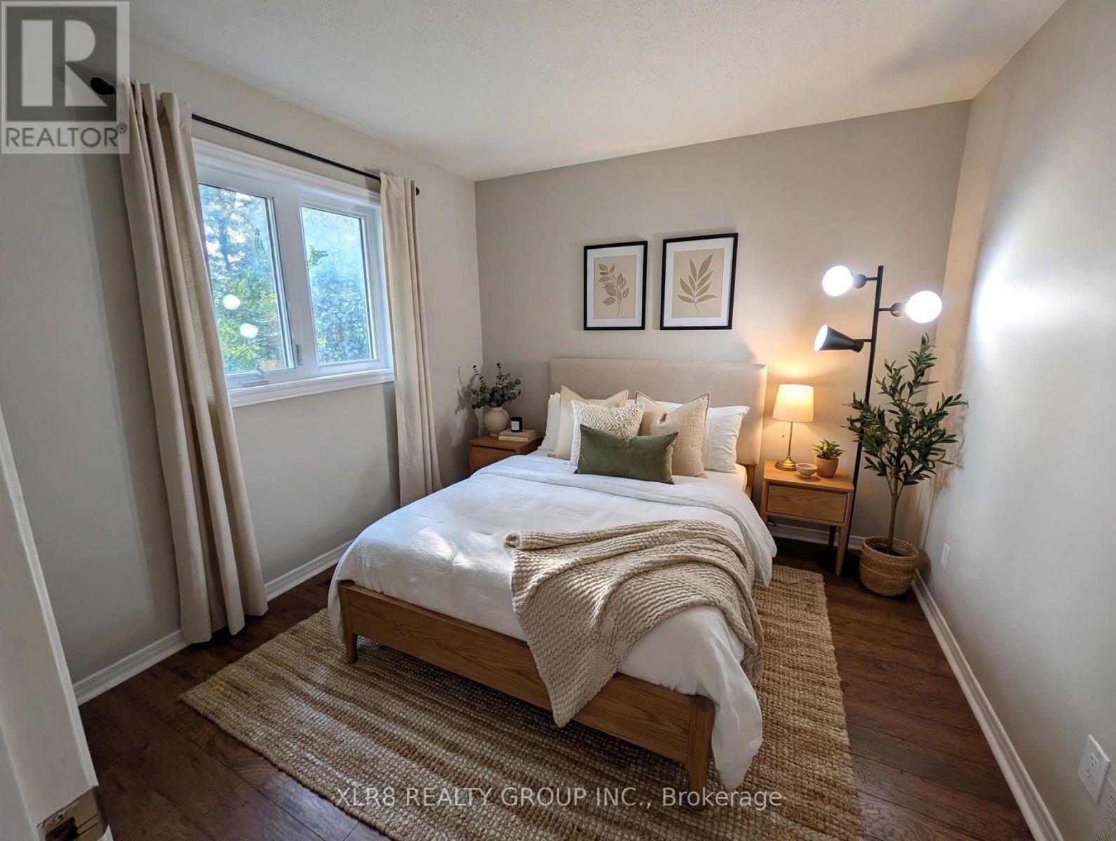 12 John Sidney Crescent — photo 22