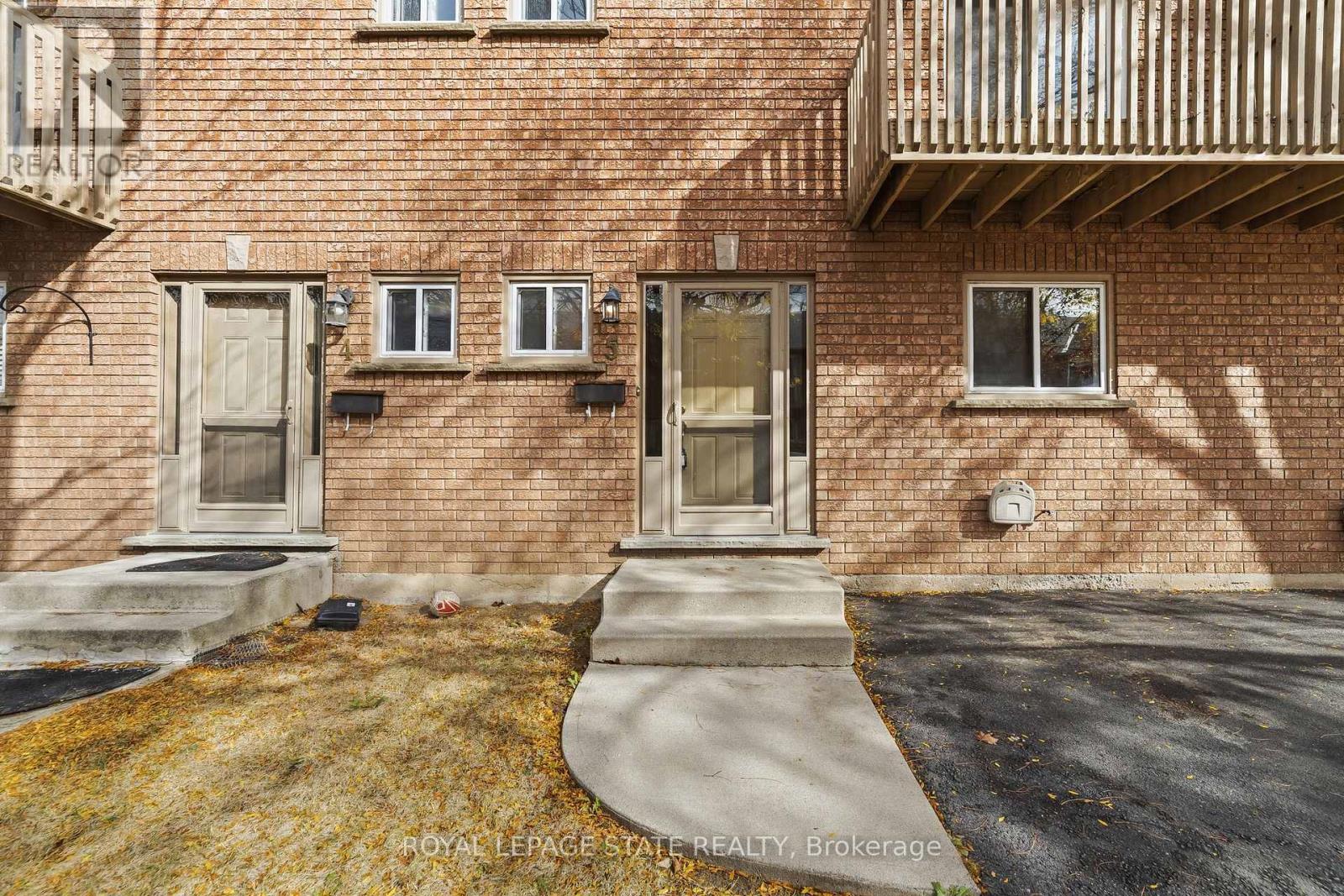 5- 1475 Upper Gage Avenue, Hamilton, ON photo 3