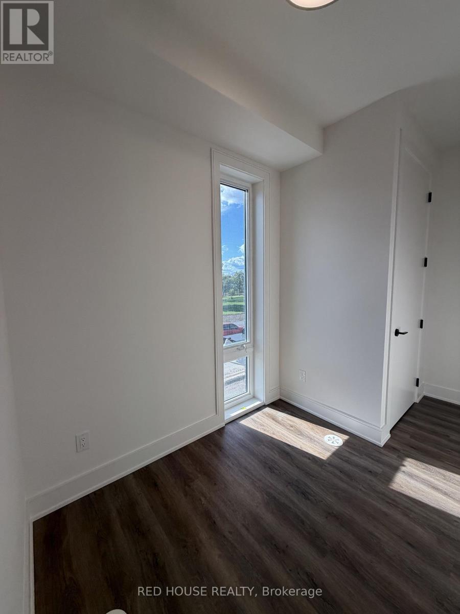 270 Ellis Avenue — photo 18