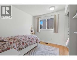 3pc Bathroom - 25 Clark Crescent, Red Deer, AB T4P2G2 Photo 12