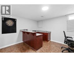 25 Clark Crescent, Red Deer, AB T4P2G2 Photo 16