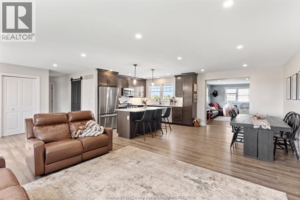 7686 CONCESSION 7 South - 10