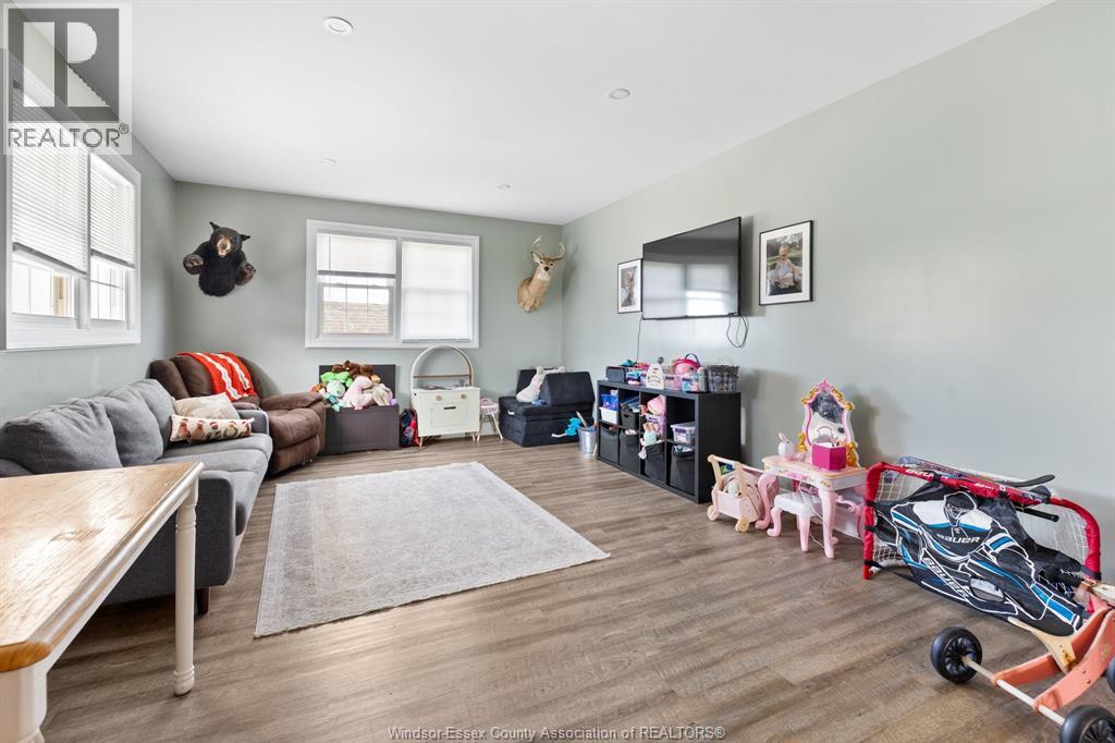 7686 Concession 7 South — photo 15