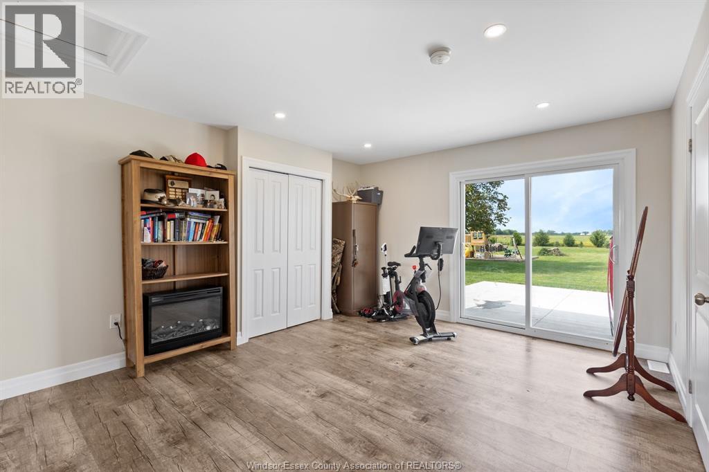 7686 CONCESSION 7 South - 22