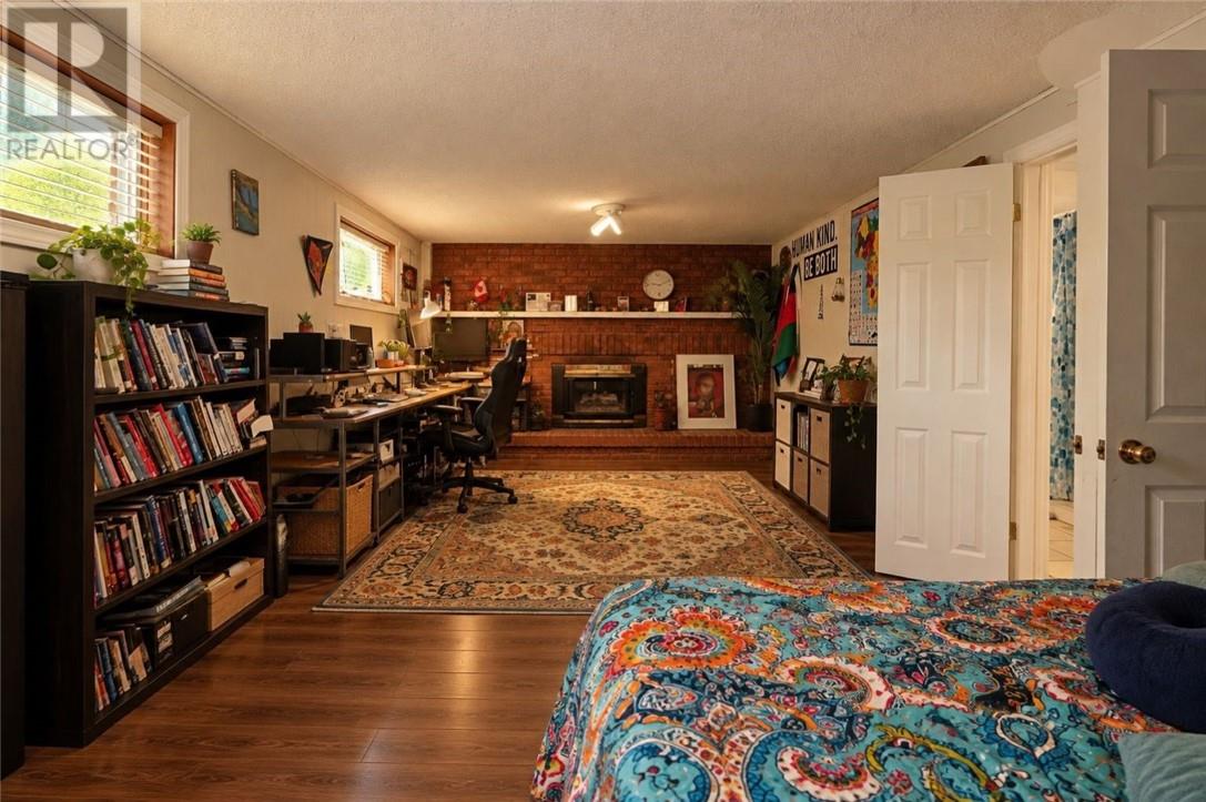 226 McNaughton Avenue - 23
