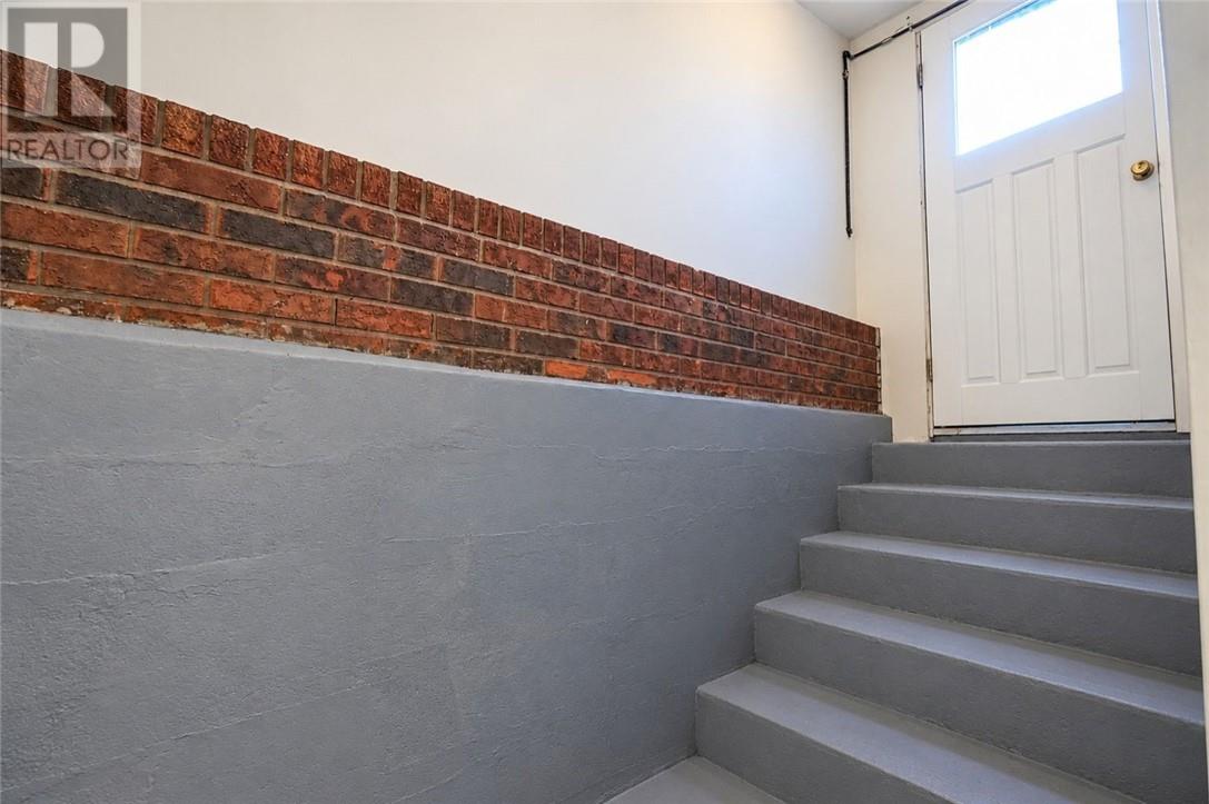 226 McNaughton Avenue - 31