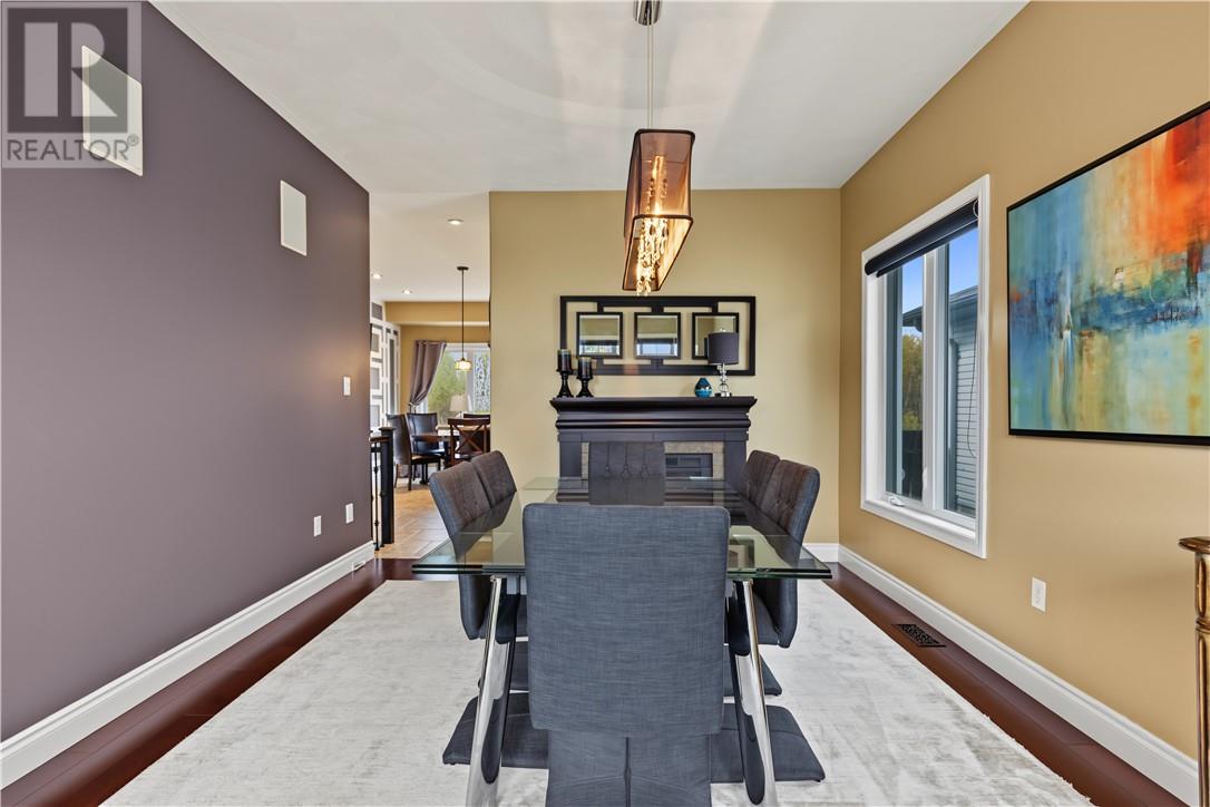 19 Berrygrove Court - 21