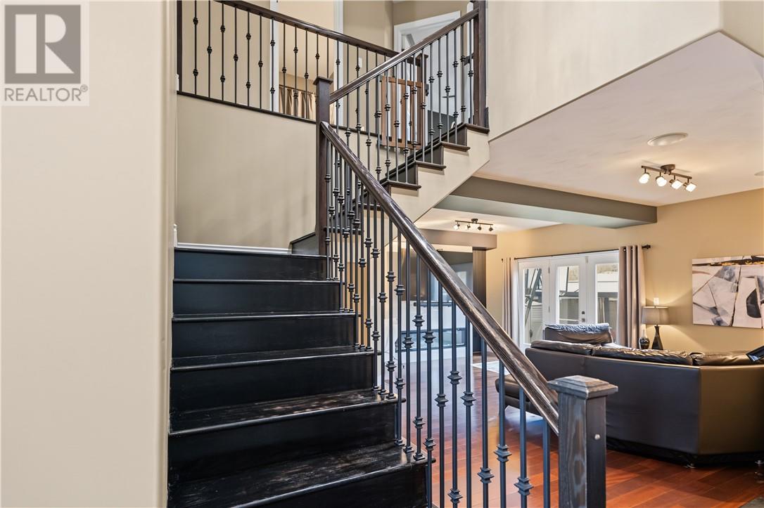 19 Berrygrove Court - 22