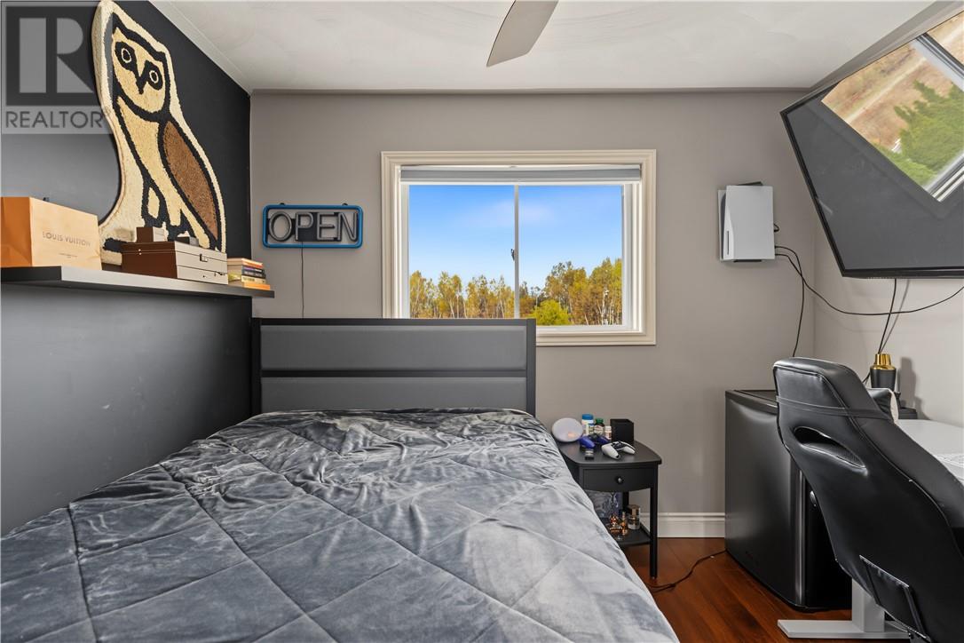 19 Berrygrove Court - 28