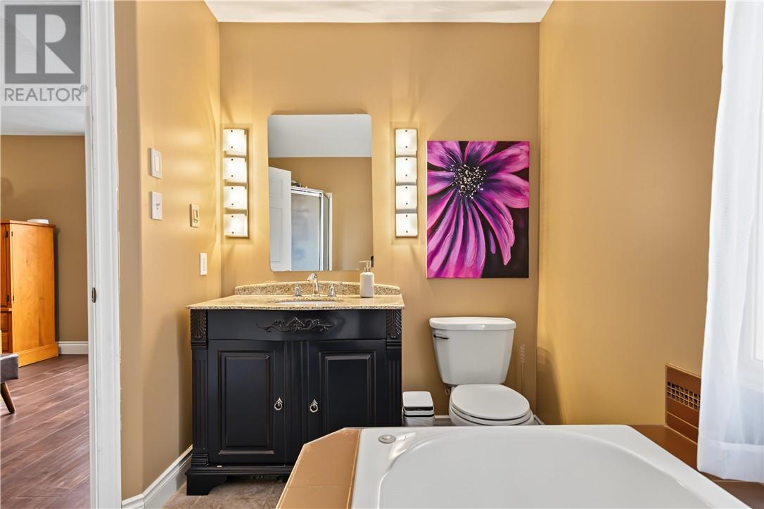 19 Berrygrove Court - 35