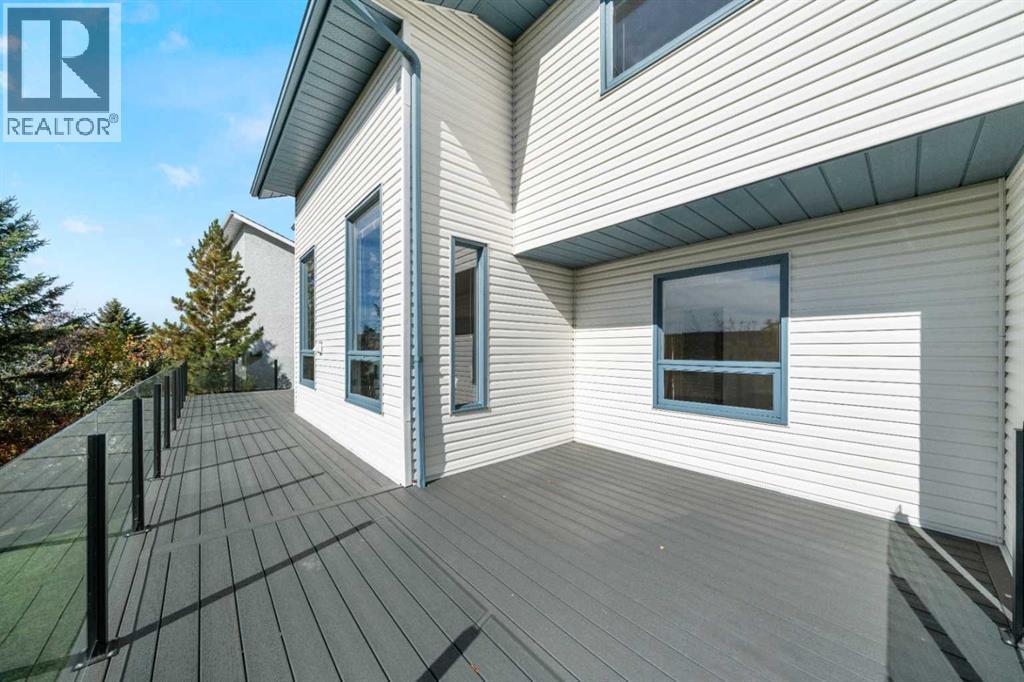 52 West Mitford Crescent, Cochrane