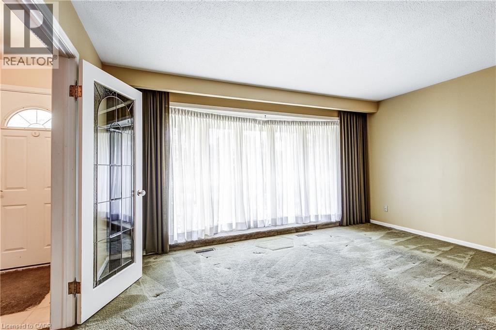 1360 Majestic Drive — photo 8
