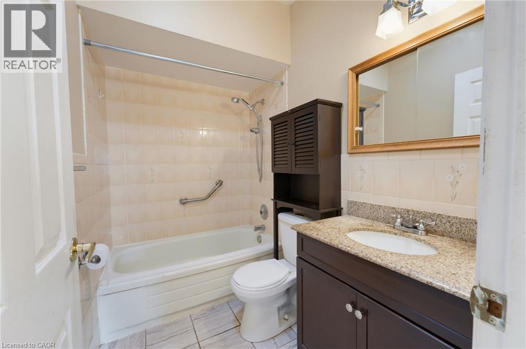 34 Fielding Crescent — photo 21