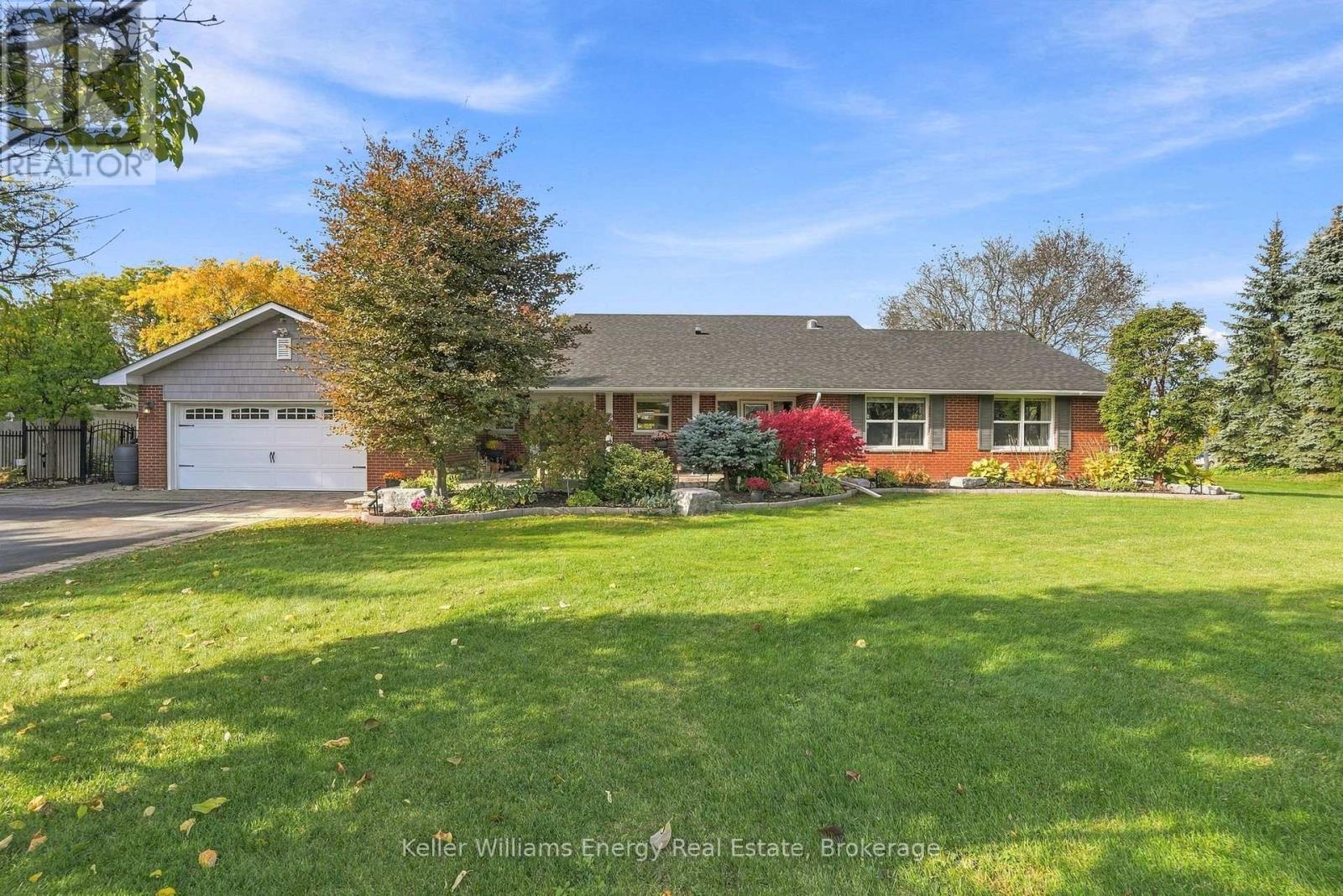 950 SWISS HEIGHTS - 2