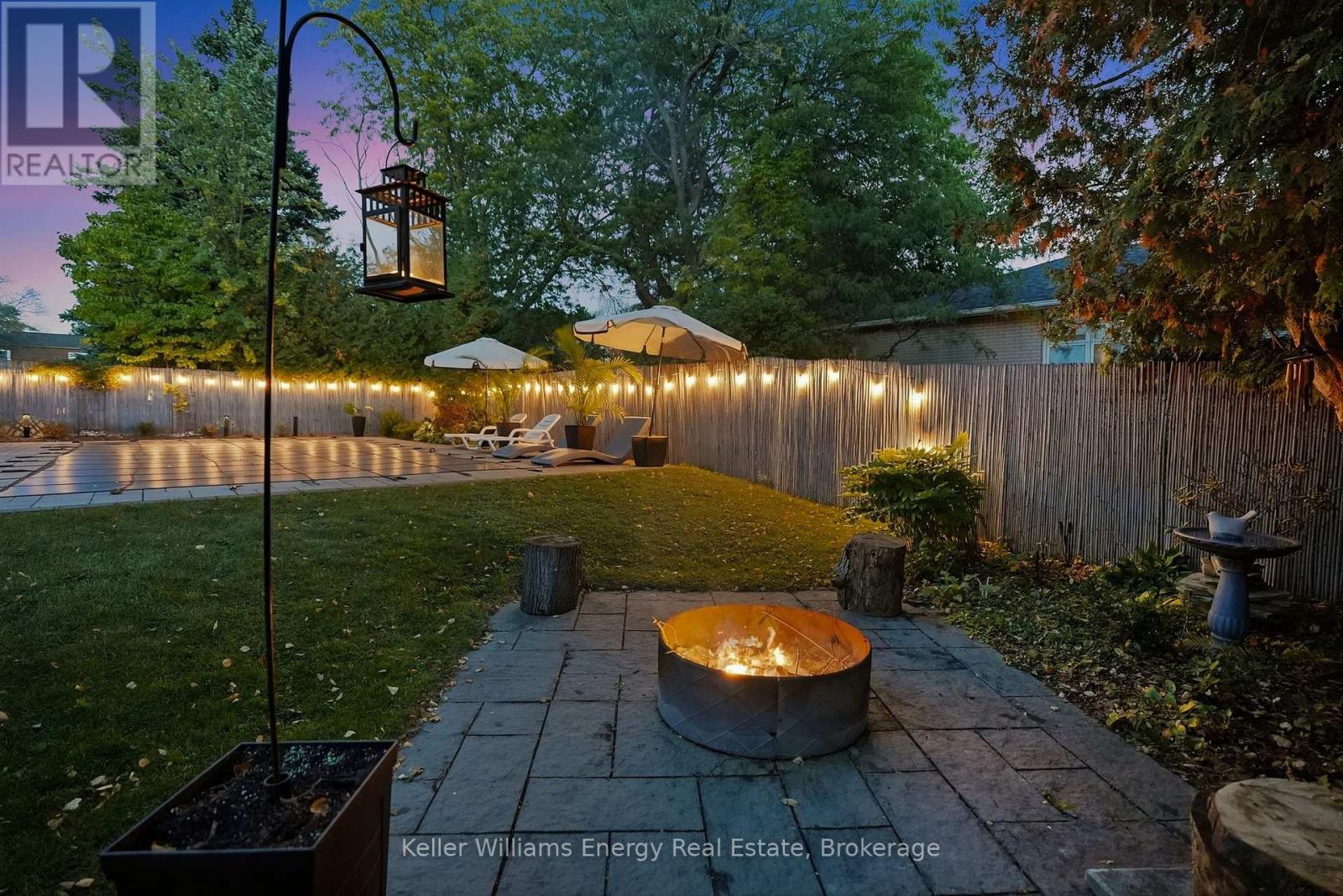 950 Swiss Heights — photo 42