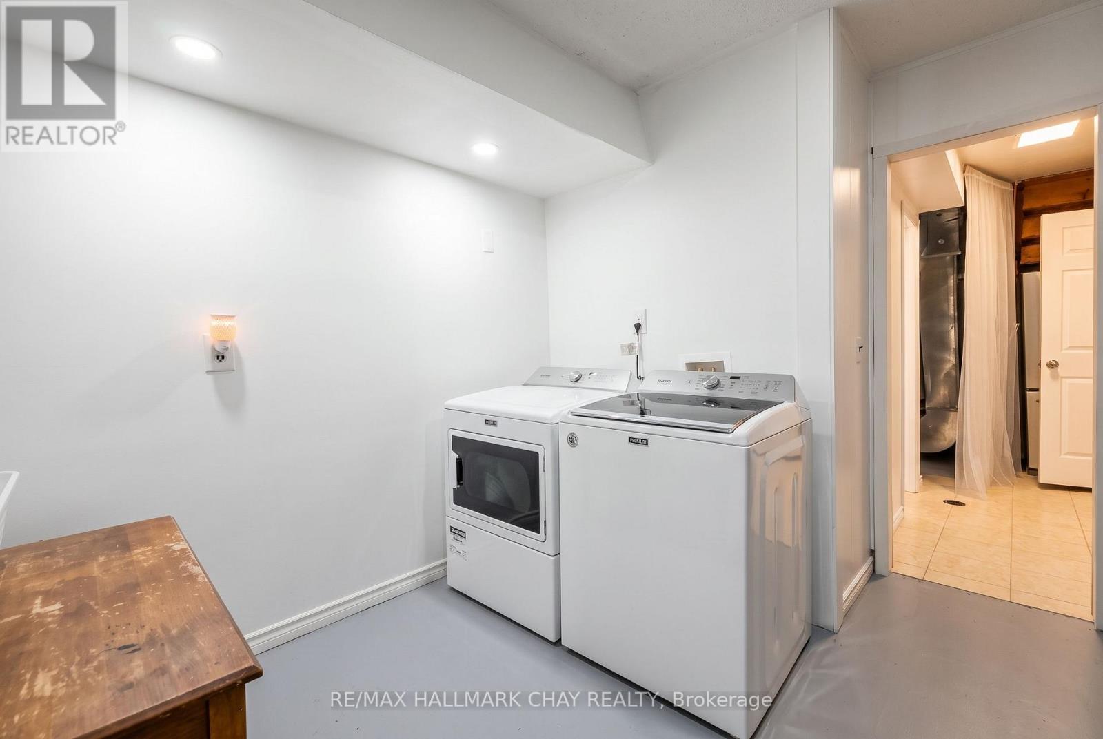 96 Maple Avenue West — photo 36