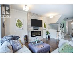 Foyer - 2138 Crosswinds Court, Burlington, ON L7M4K9 Photo 12