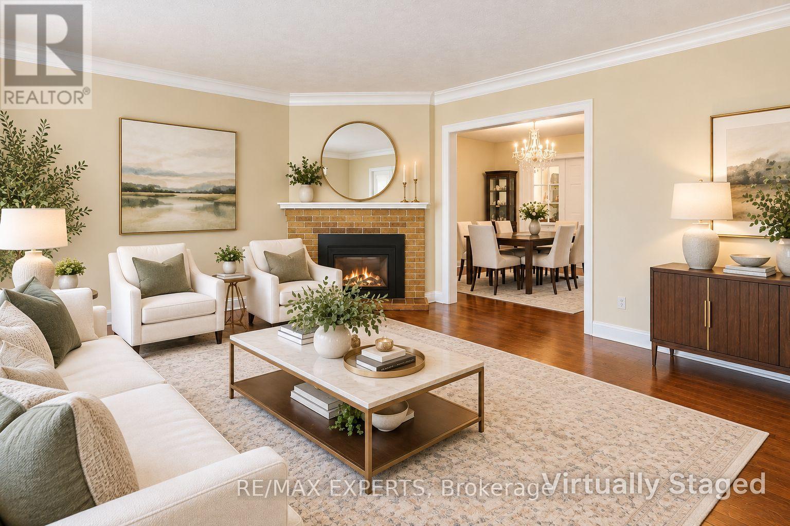 11 Knollside Drive, Richmond Hill, ON photo 4