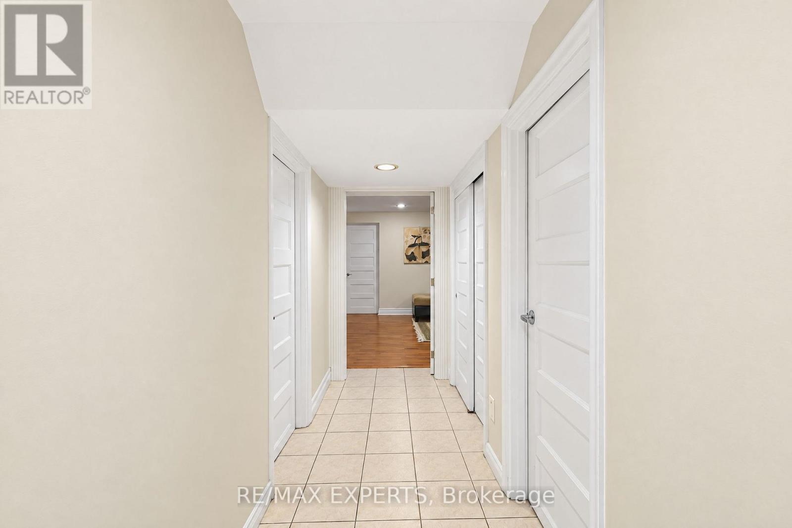 11 Knollside Drive, Richmond Hill, ON photo 25