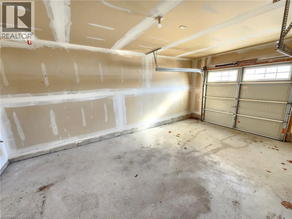 3 Bed, 3 Bath Townhouse for Rent in Bowmanville – 122 ELEPHANT HILL Drive, Bowmanville – MLS# 40871937 - Image 19