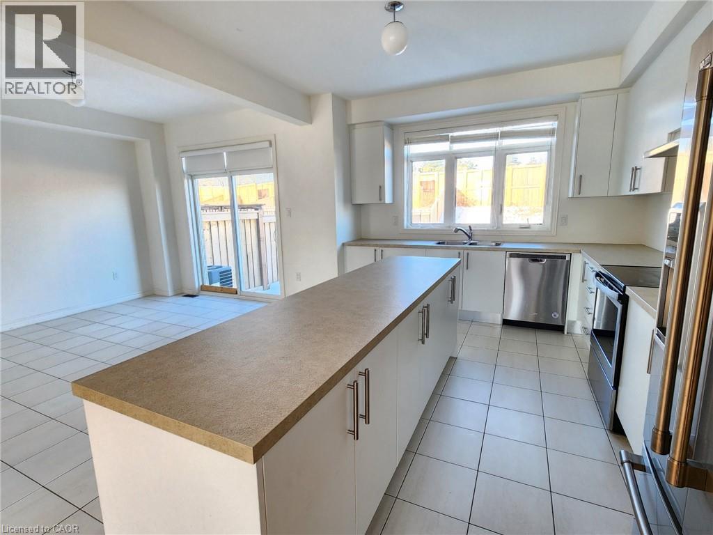 3 Bed, 3 Bath Townhouse for Rent in Bowmanville – 122 ELEPHANT HILL Drive, Bowmanville – MLS# 40871937 - Image 6