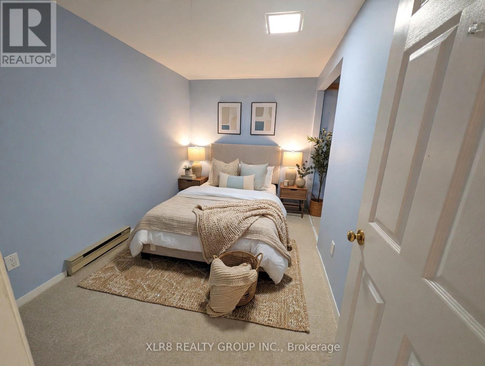 12 John Sidney Crescent — photo 25