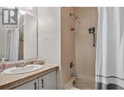15 - 37c Stonehaven Drive, Ottawa, ON K2M1E3 Photo 18