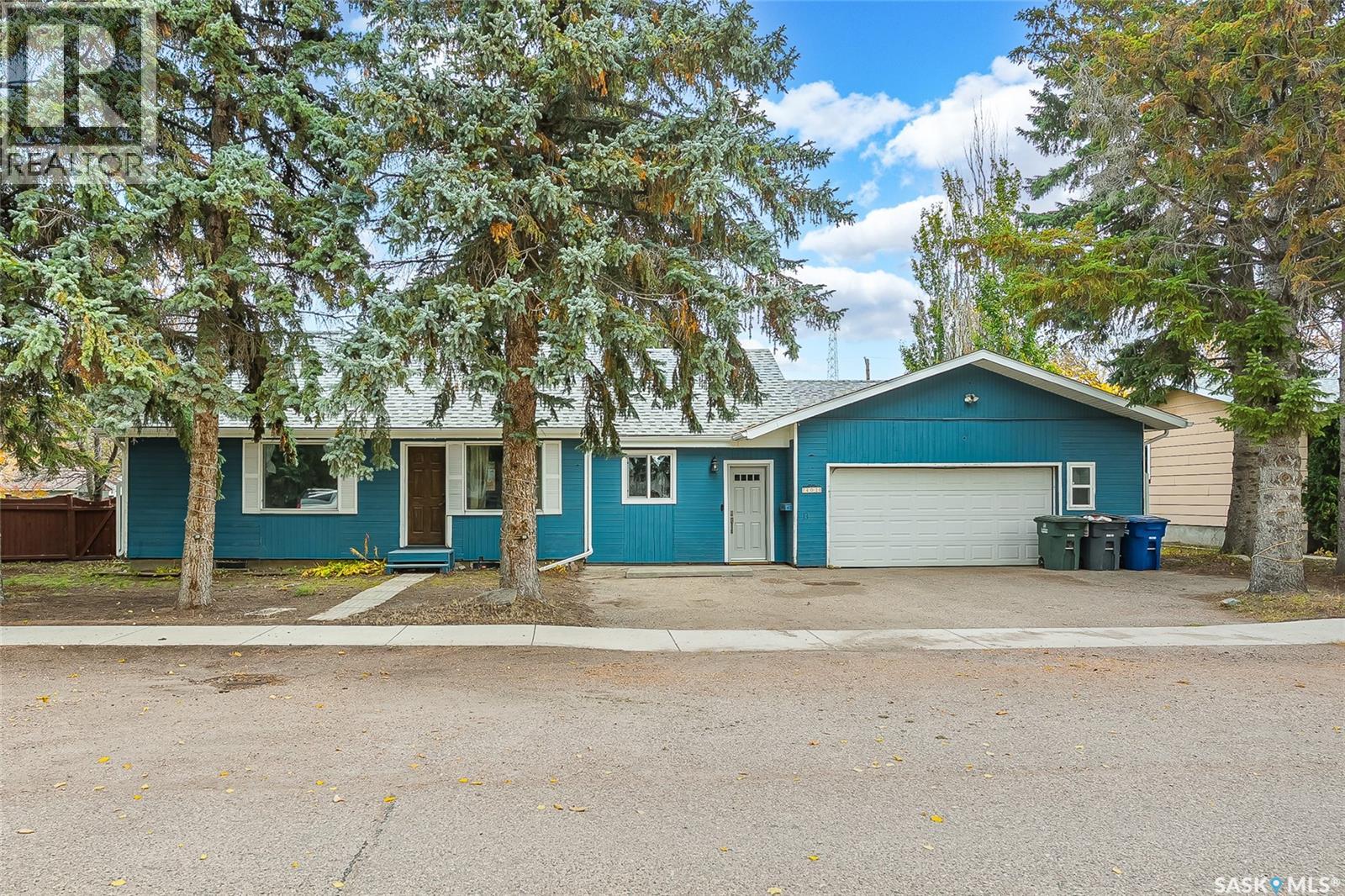401 2nd STREET E, Langham