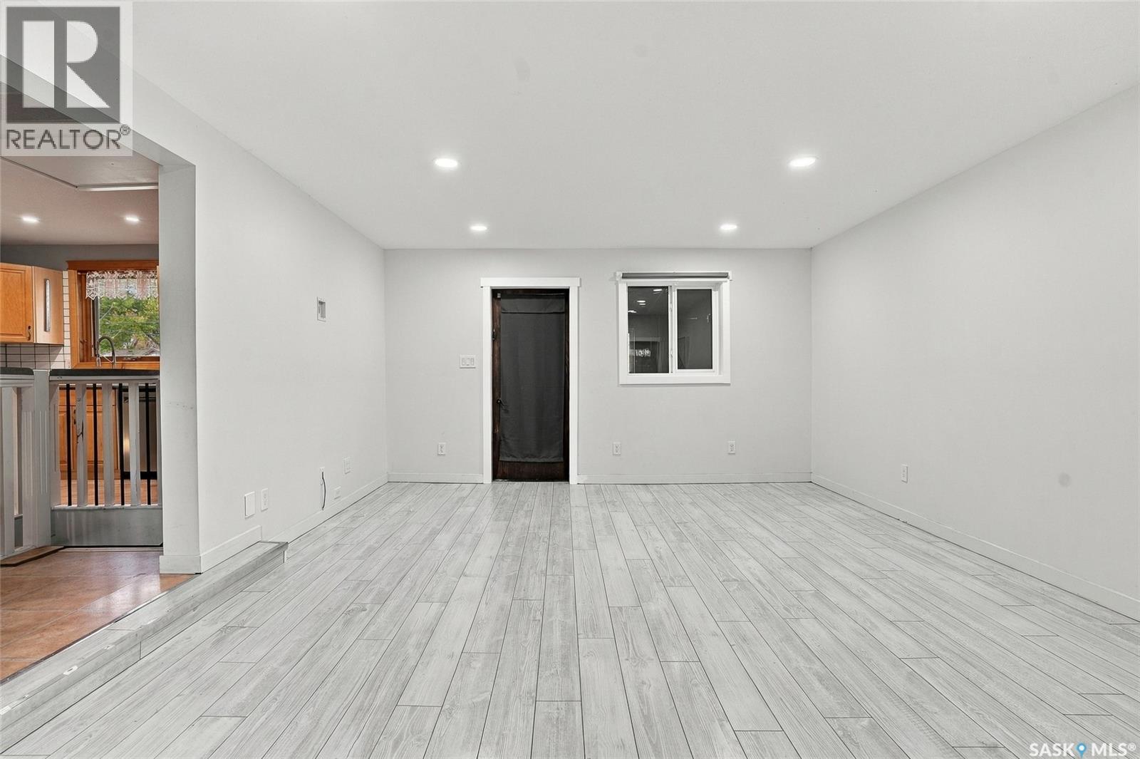 401 2nd STREET E, Langham — photo 15