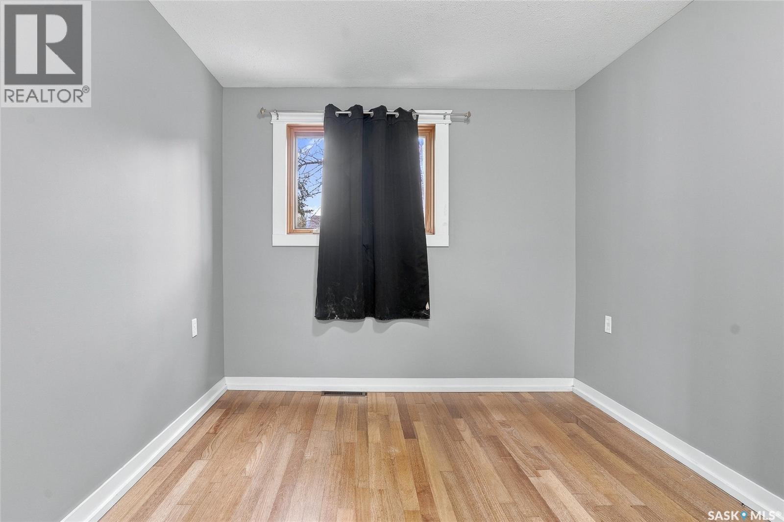 401 2nd STREET E, Langham — photo 17