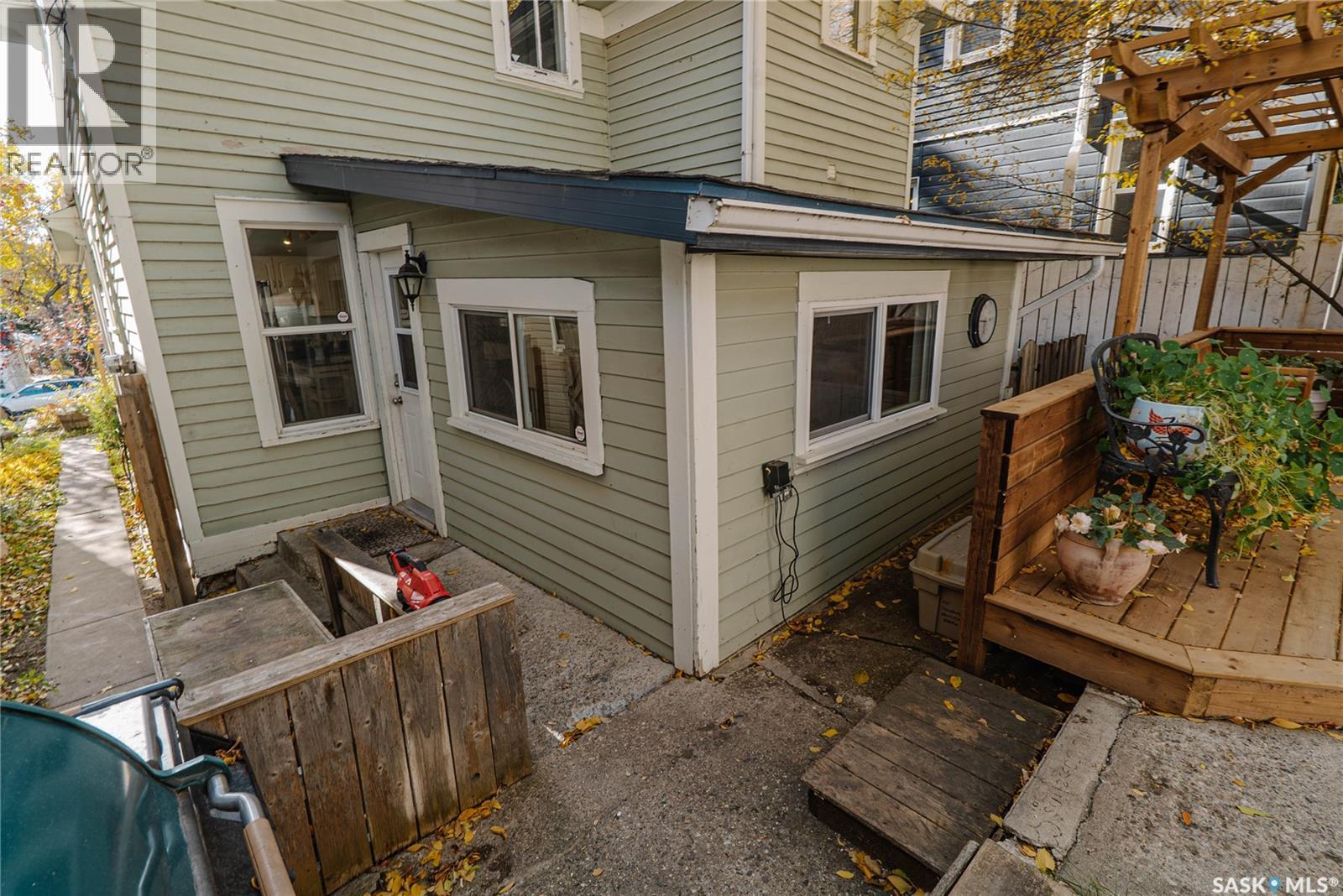 408 25th STREET W - 47